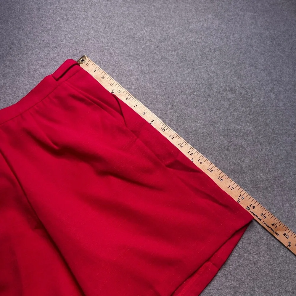 C.B. Collections Shorts Women 10P Red Polyester‎ Rayon Vintage Pleated High Rise